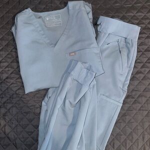 Figs Light Blue Scrub Set